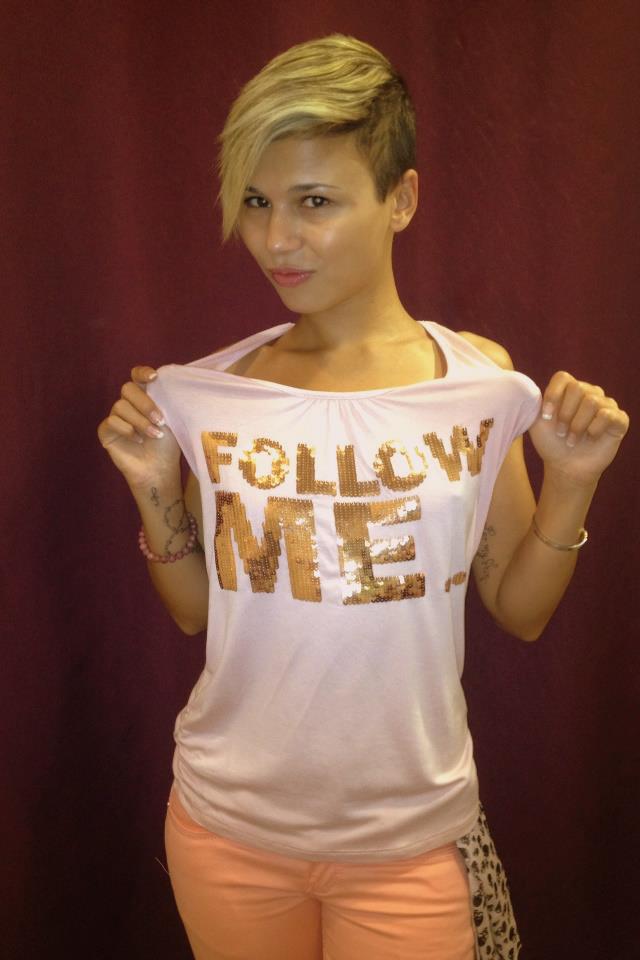 Axelle-Parker-Follow-Me-Sur-Twitter